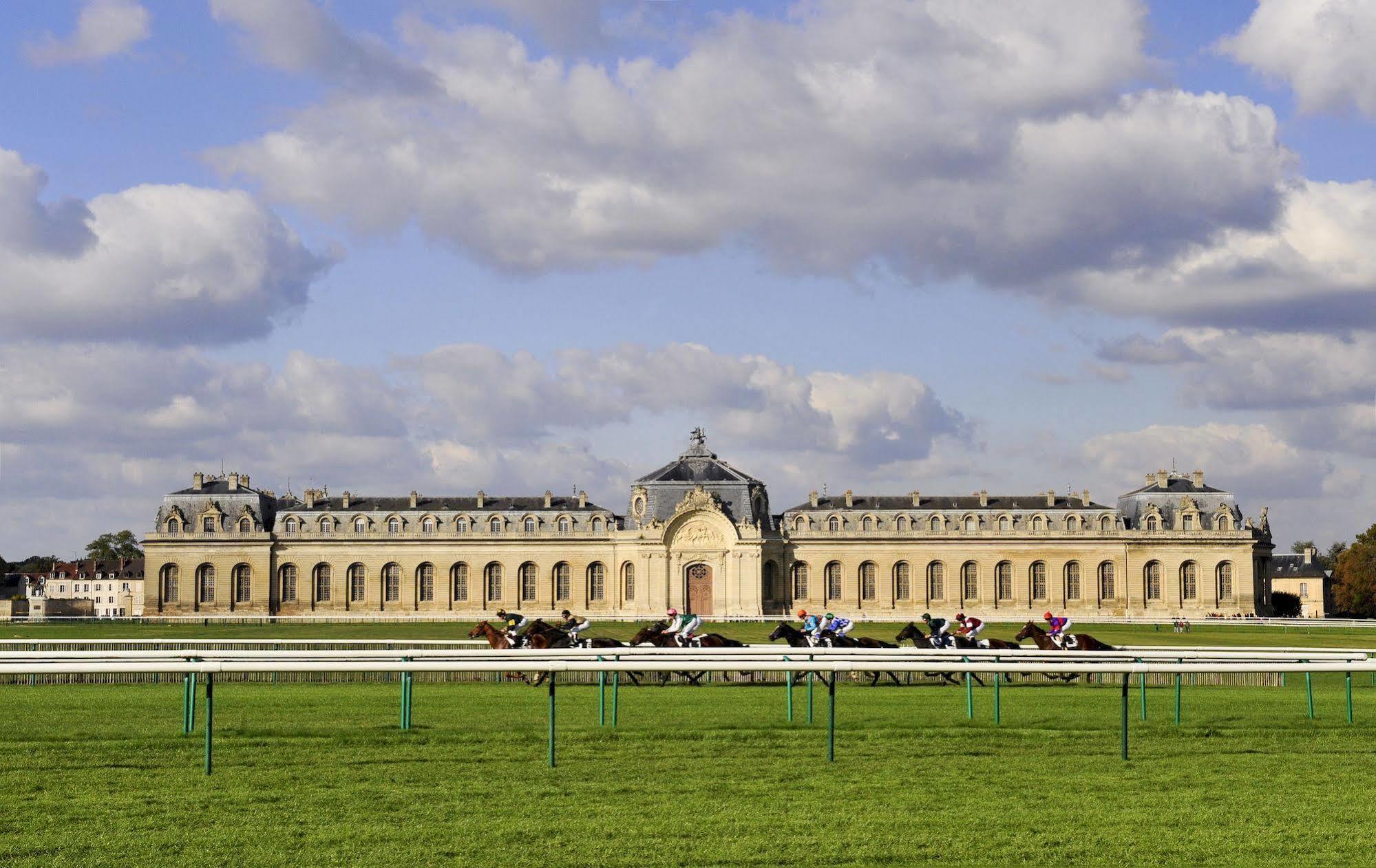 ホテル イビス クレー シュル オワーズ Villers-Saint-Paul エクステリア 写真